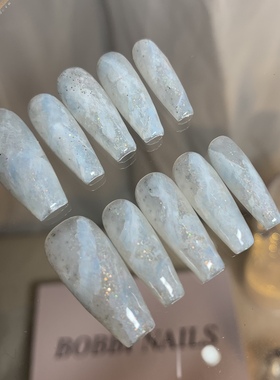 BOBBINAILS手工定制乳白蓝色晕染闪闪多层次夏日可拆卸穿戴甲