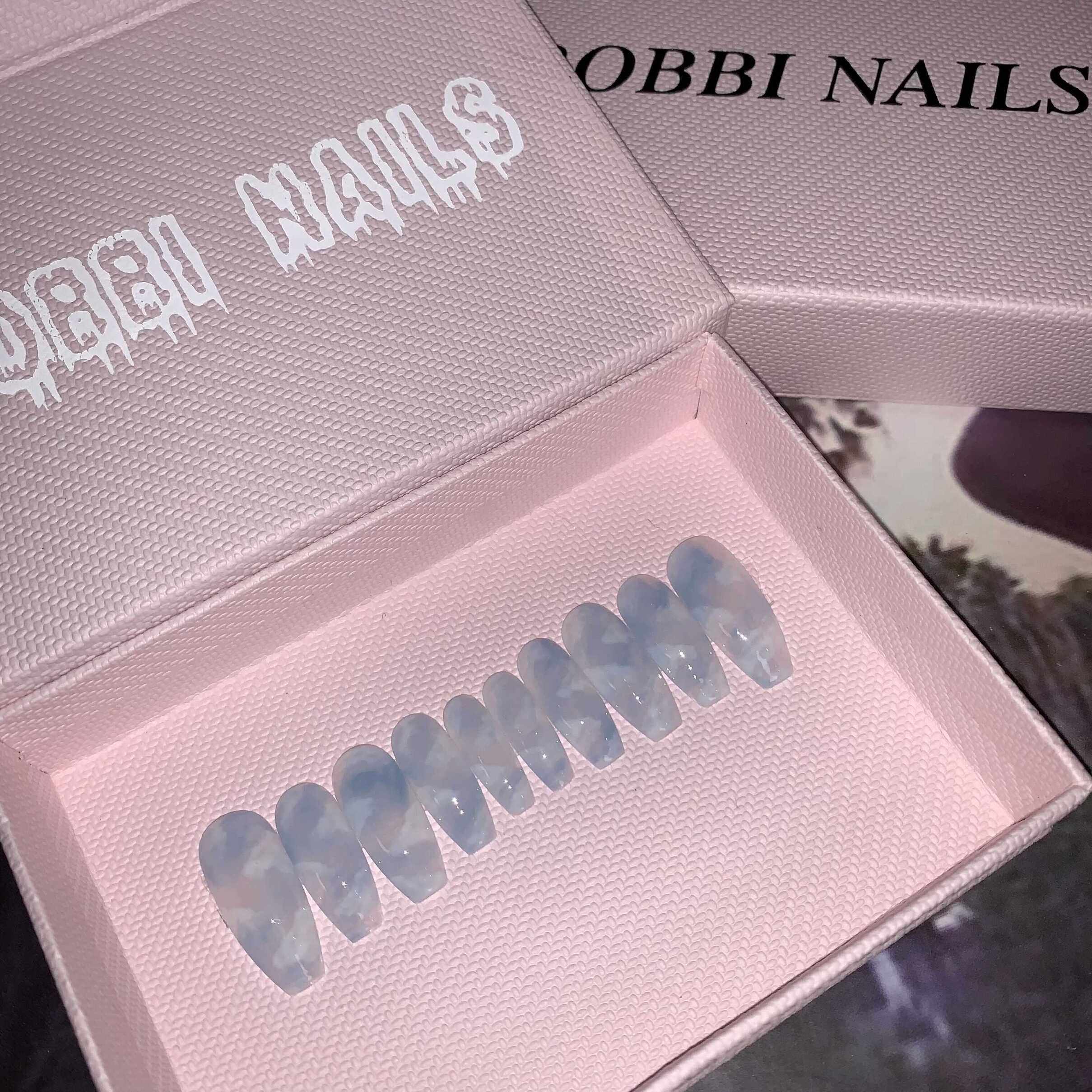 bobbinails手工定制蓝色晕染简约夏日风可拆卸穿戴甲