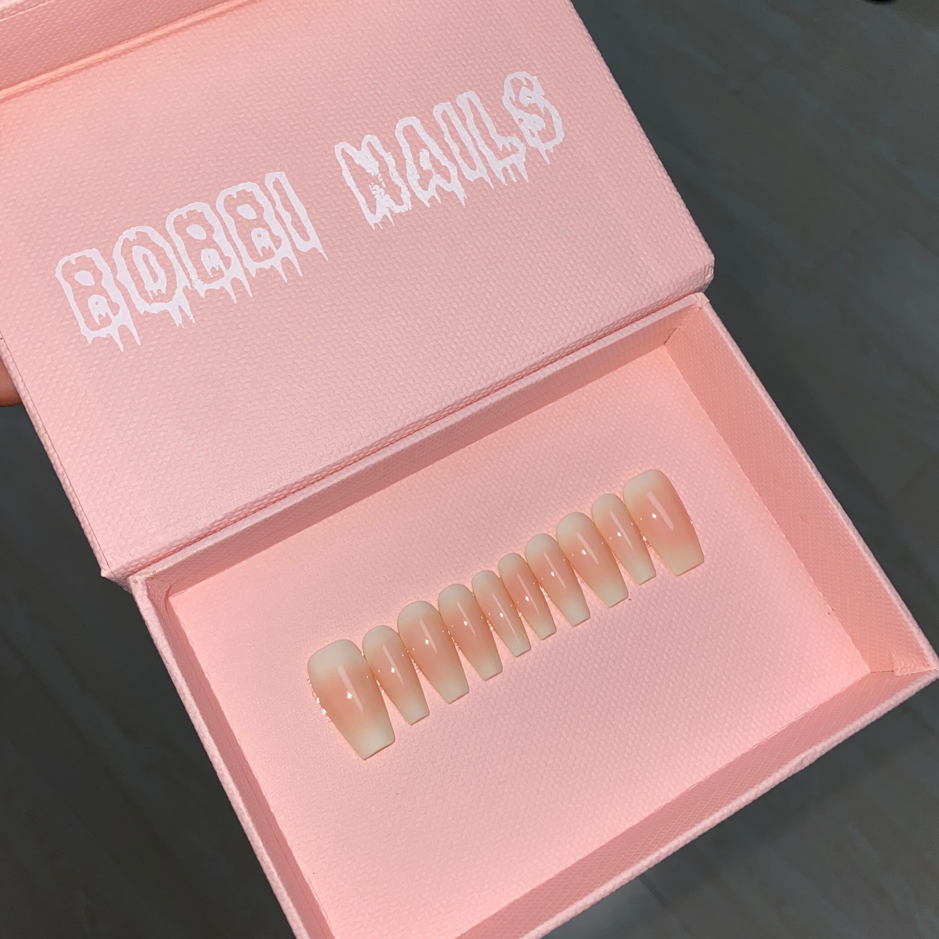 BOBBINAILS奶呼呼温柔腮红可爱手工制作穿戴甲成品