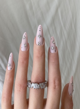 BOBBINAILS嫩粉色温柔风气质手绘星星华子钻可拆卸穿戴甲成品