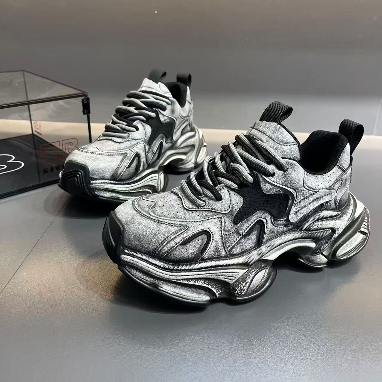 男鞋秋季真皮爆款老爹鞋时尚潮流厚底增高运动休闲鞋擦色做旧潮鞋