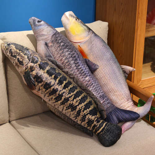 跨境仿真黑鱼螺丝青鱼鱤鱼抱枕毛绒玩具娃娃玩偶逗猫海鱼石斑公仔