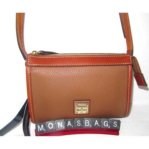 Dooney  Bourke Caramel荔枝皮小号East West斜挎包218