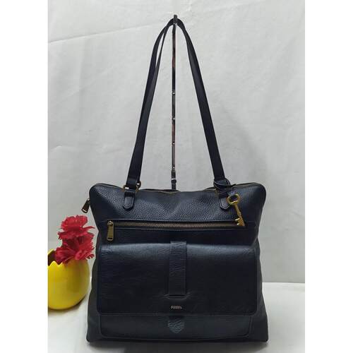 Fossil黑色荔枝皮正面口袋Zipper Closure两用单肩包