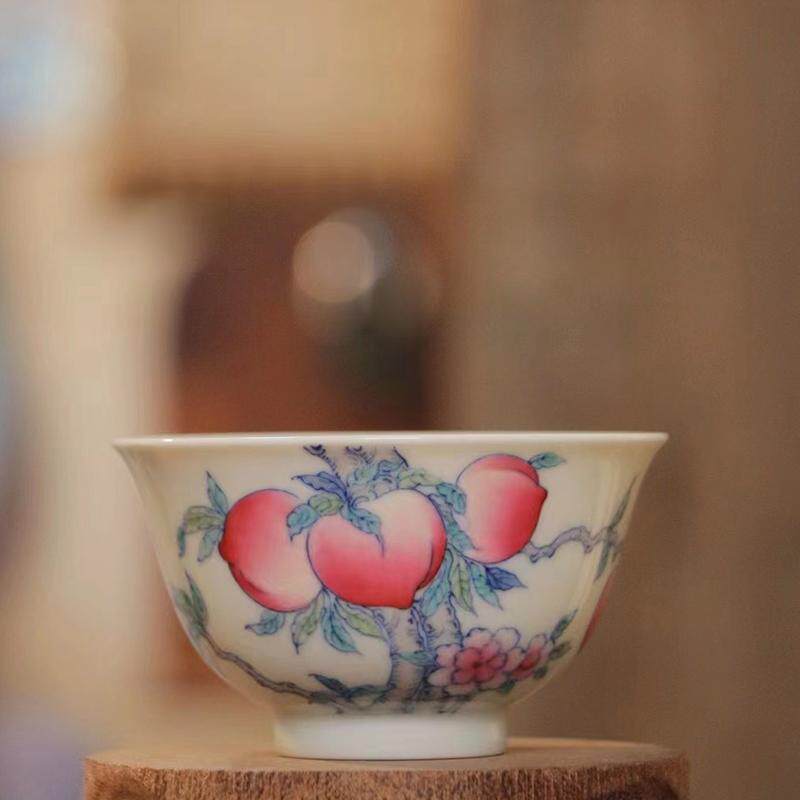 一溪山房 景德镇纯手工手绘青花斗彩陶瓷 九桃撇口杯