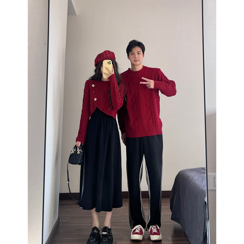 情侣装秋冬ins超火圣诞红色毛衣连衣裙一男一女韩版法式针织衫潮