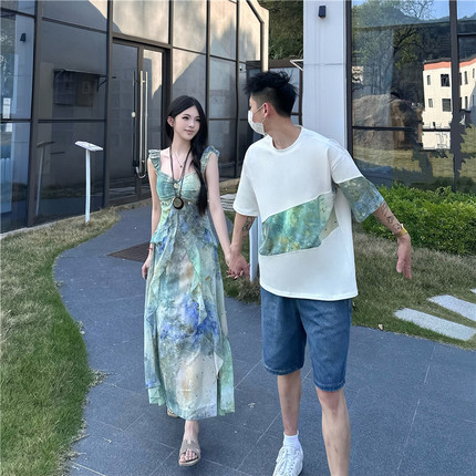 小众设计感情侣装夏季2025韩版短袖T恤女连衣裙法式一裙一衣ins潮