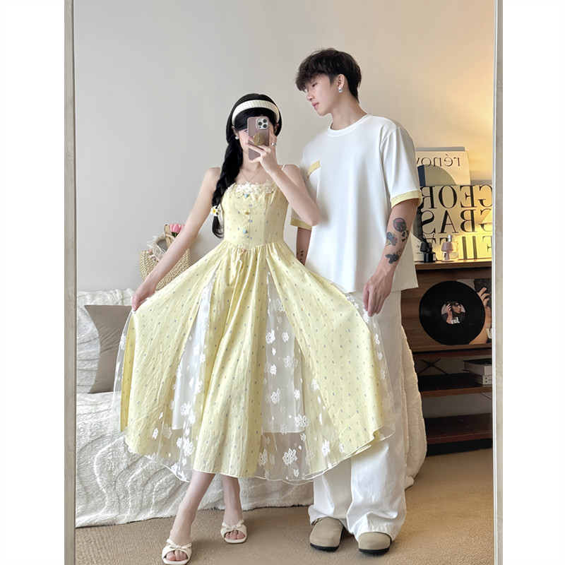 夏日绝美黄色蕾丝碎花显瘦长裙