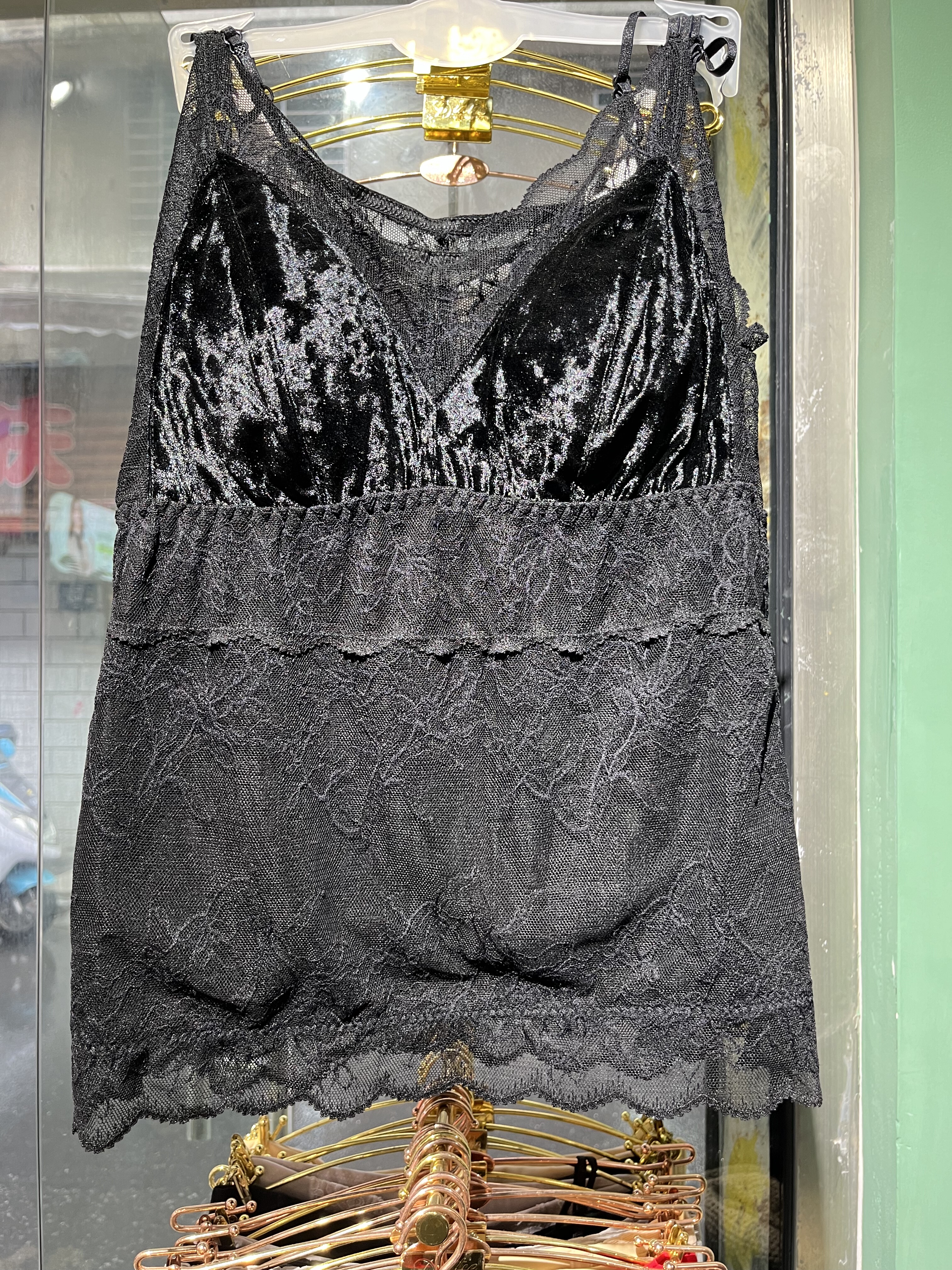 加薄绒吊带打底衫带罩杯美背蕾丝性感内衣