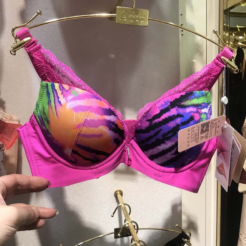 加厚定型文胸ab杯新品热卖