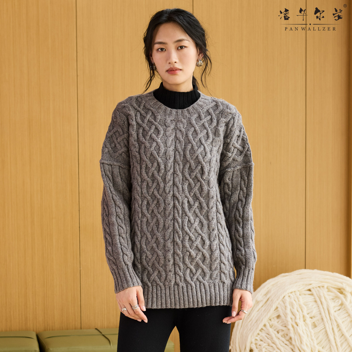 潘华尔姿秋冬新品高奢立体麻花套头毛衣手工编织圆领休闲慵懒通勤