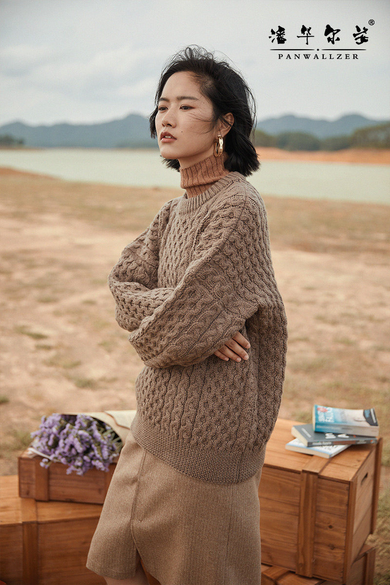 重工麻花毛衣潘华尔姿手工编织女装羊毛衫宽松慵懒廓形休闲大气新