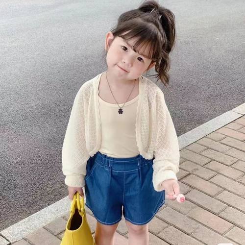 2025女童镂空针织披肩女宝宝夏季轻薄透气冰丝防晒服空调衫坎肩潮