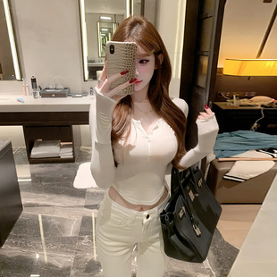 秋冬显胸大收腰紧身性感上衣超低V领纯欲辣妹白色长袖T恤打底衫女