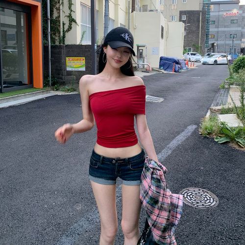 Lovedeath红色一字肩不规则上衣