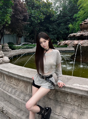 Lovedeath【雾灰辣妹】性感灰色破洞毛衣镂空罩衫长袖针织上衣女