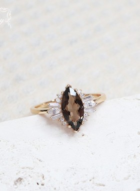 记忆旅人。奢华款~天然茶晶棕色柳叶形戒指环925银镀金女神气质