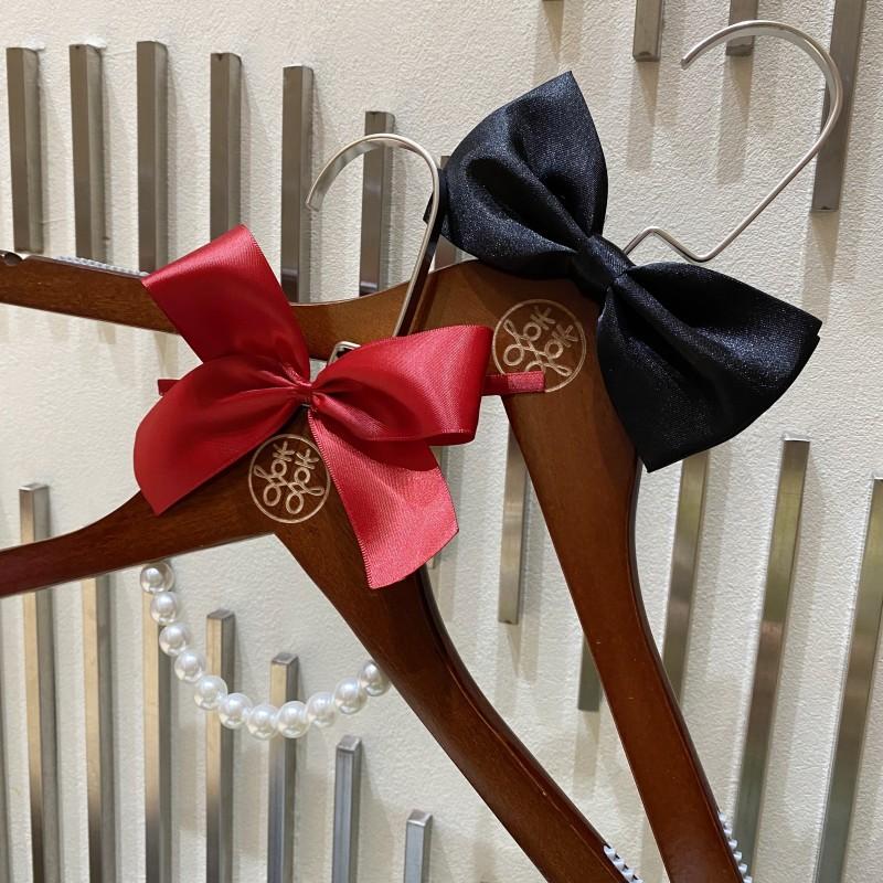 婚礼衣架中式新郎礼服