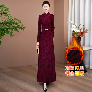 超好看的冬装连衣裙女2025新款轻奢高级感加厚加绒显瘦气质长裙子