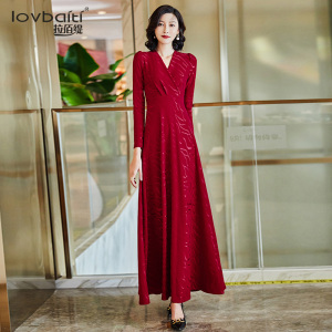 酒红色喜婆婆婚宴装连衣裙2026秋季穿搭气质显瘦超长裙连身裙413
