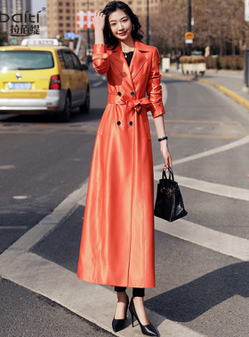 橙色亮面风衣女2023年春季流行气质修身英伦风长版过膝超长外套35