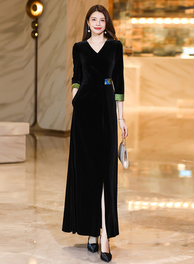 春秋气质穿搭连衣裙女2025秋季金丝绒黑色新中式连身裙超长款裙子