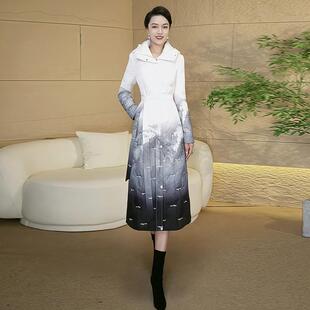 高级感中长款羽绒服女冬季2025高领连帽渐变色保暖白鸭绒外套1250