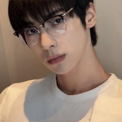高智感斯文商务半框眼镜颜安同款