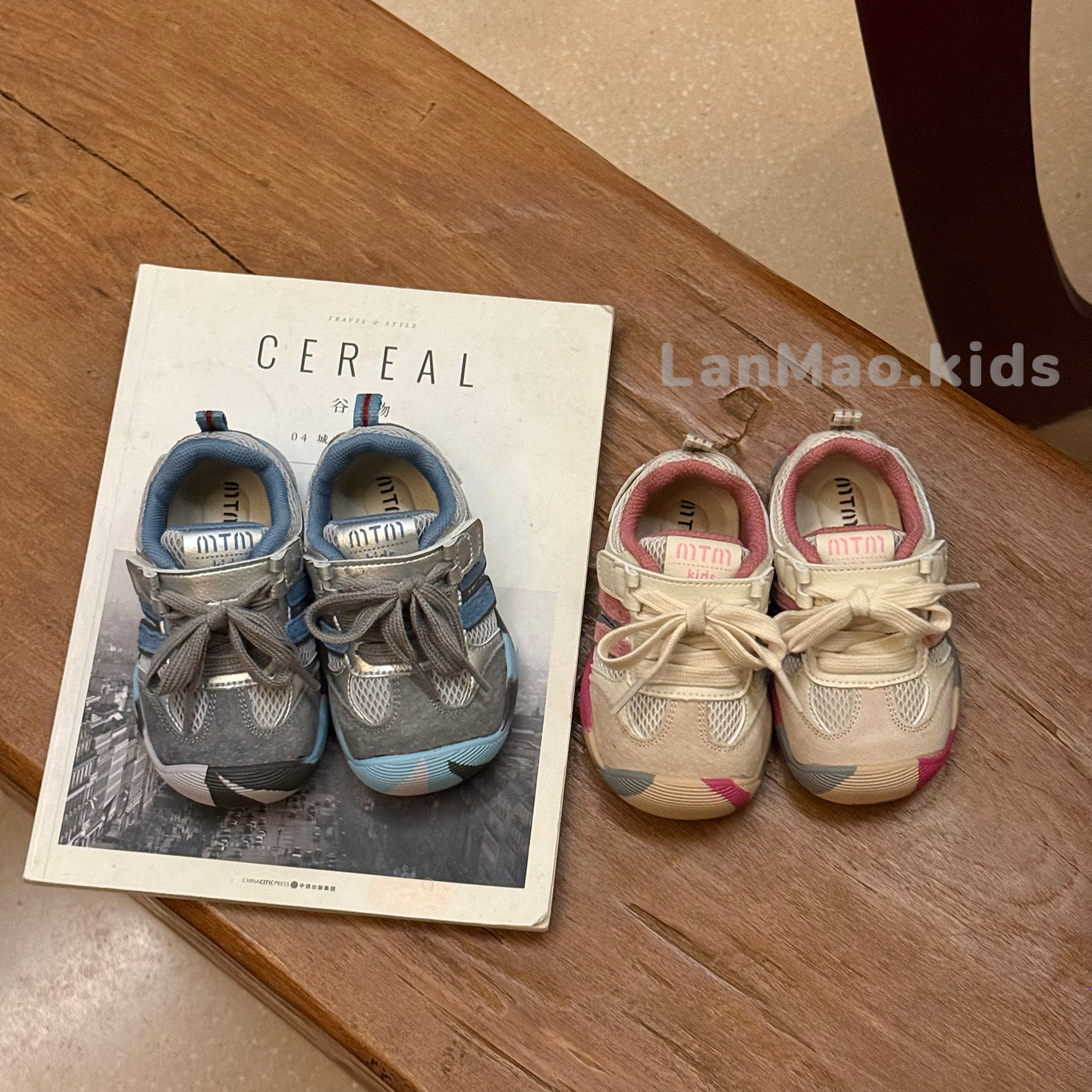 春秋婴幼儿魔术贴软底防滑学步鞋