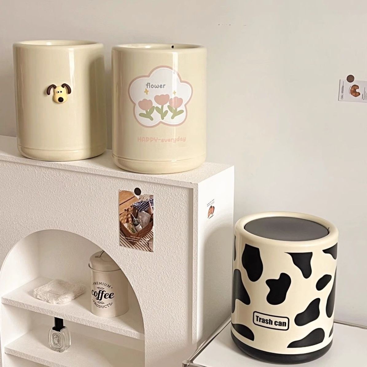 奶油风高颜值可爱垃圾桶家用2026新款带盖客厅网红大号卧室大容量