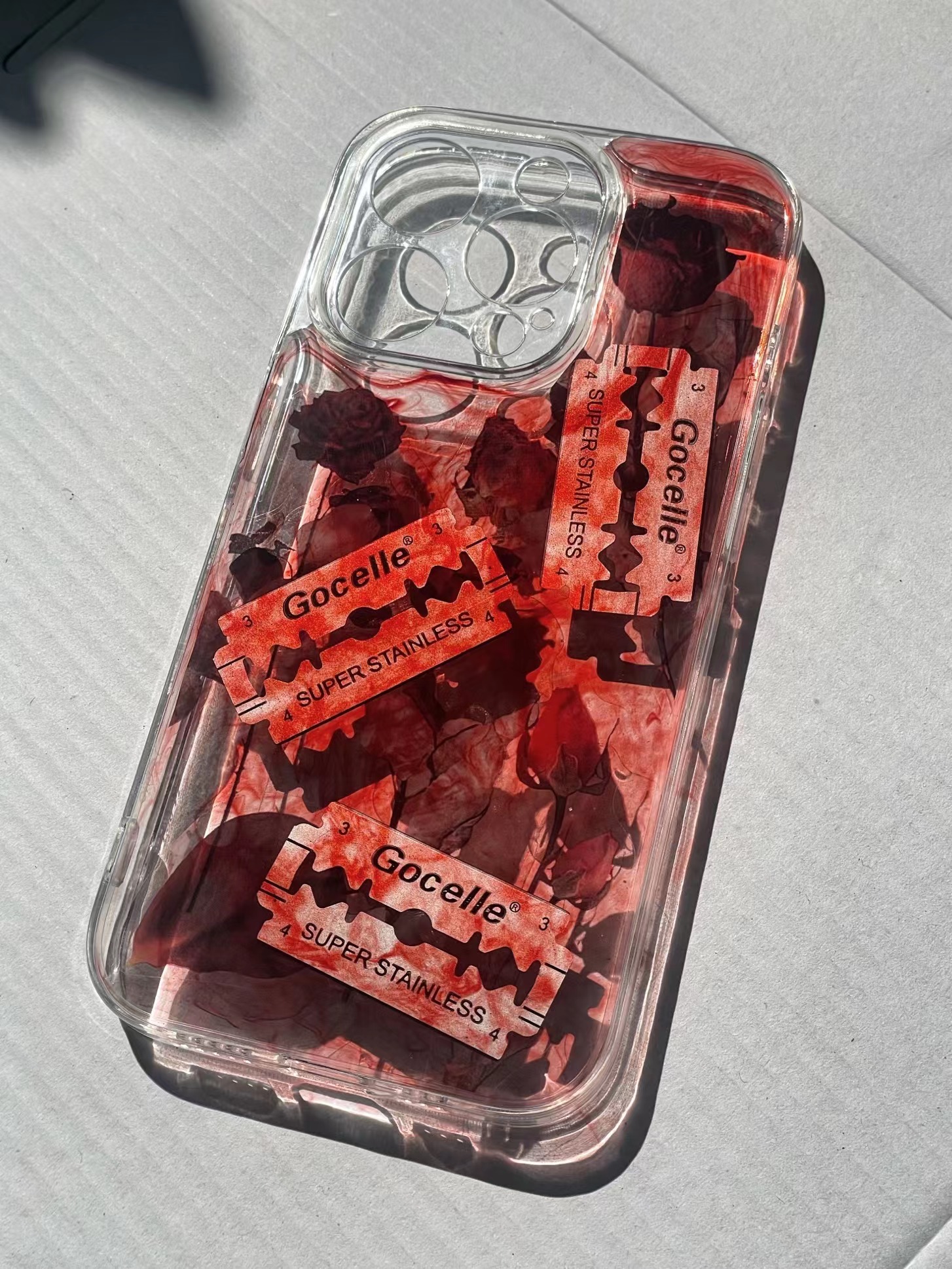 全包血色刀片玫瑰手机壳