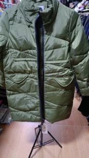 军绿色直筒休闲男女同款连帽可拆卸90白鸭绒羽绒服学生大童款