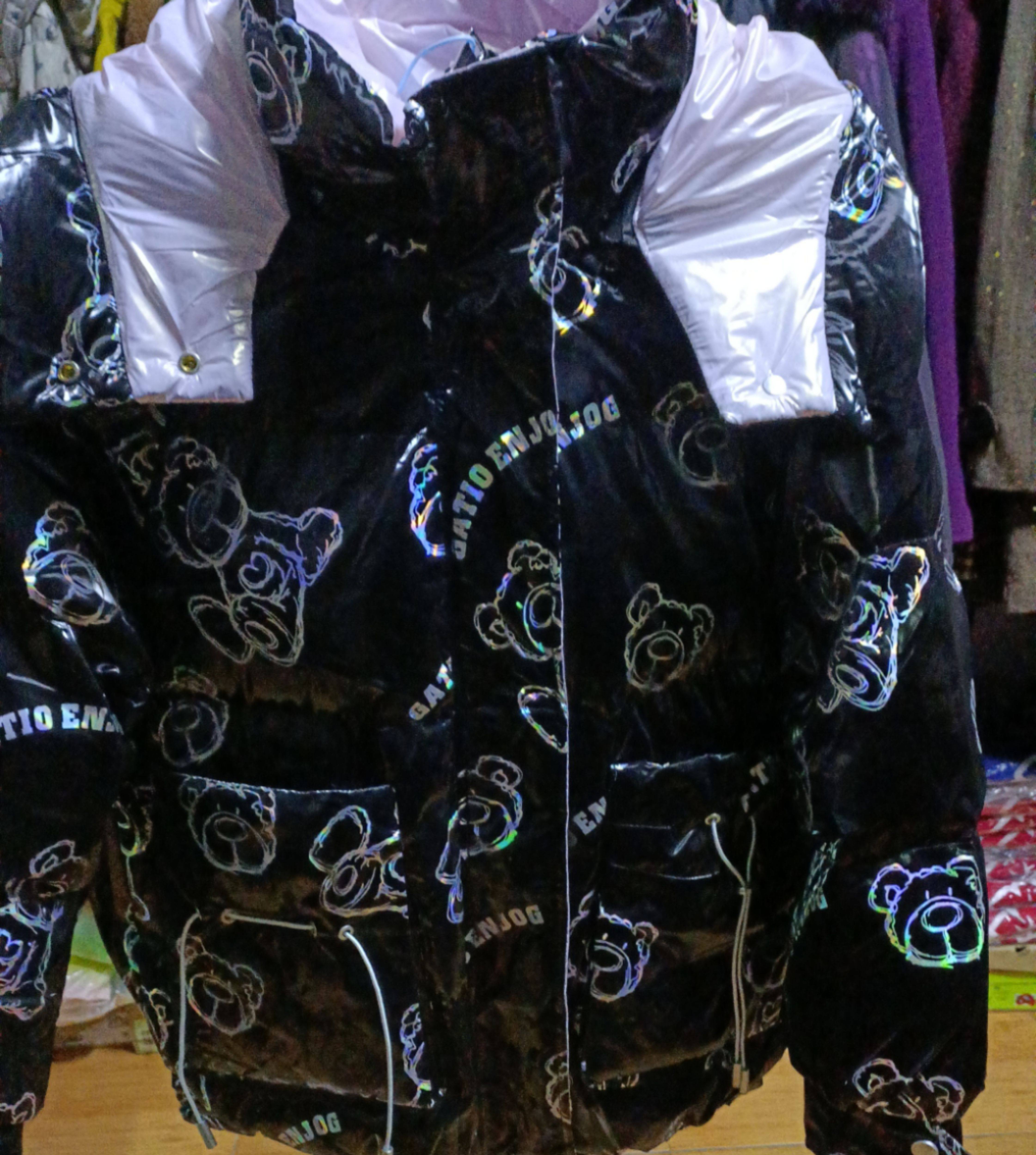 冬季新款男女生同款镭射小熊白鸭绒羽绒服短款连帽加厚保暖宽松