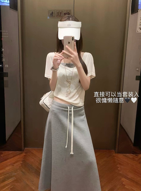 Y.JIA 伊嘉-袖t恤+显瘦背心+抽绳a字休闲半裙三件套套装YS6-8959