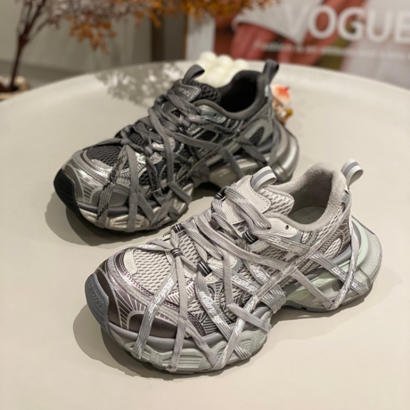 老爹鞋女2025年新款厚底圆头