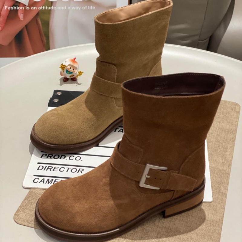 2025年新款时尚休闲鞋