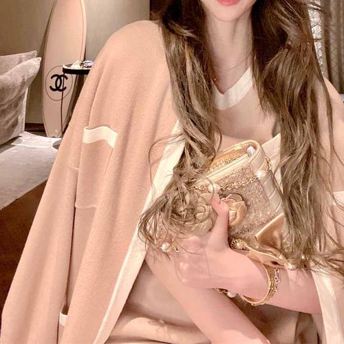 ALU高奢OOTD啞光質地香檳裸粉純100羊绒亲肤软糯针织套裝现货春秋