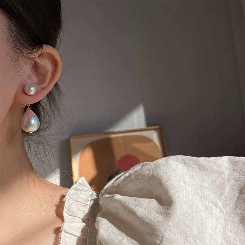 戴珍珠耳环的少女原创小众