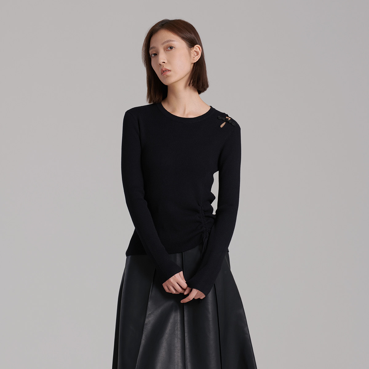 阿依莲a.yilian 国风蝴蝶结毛衫