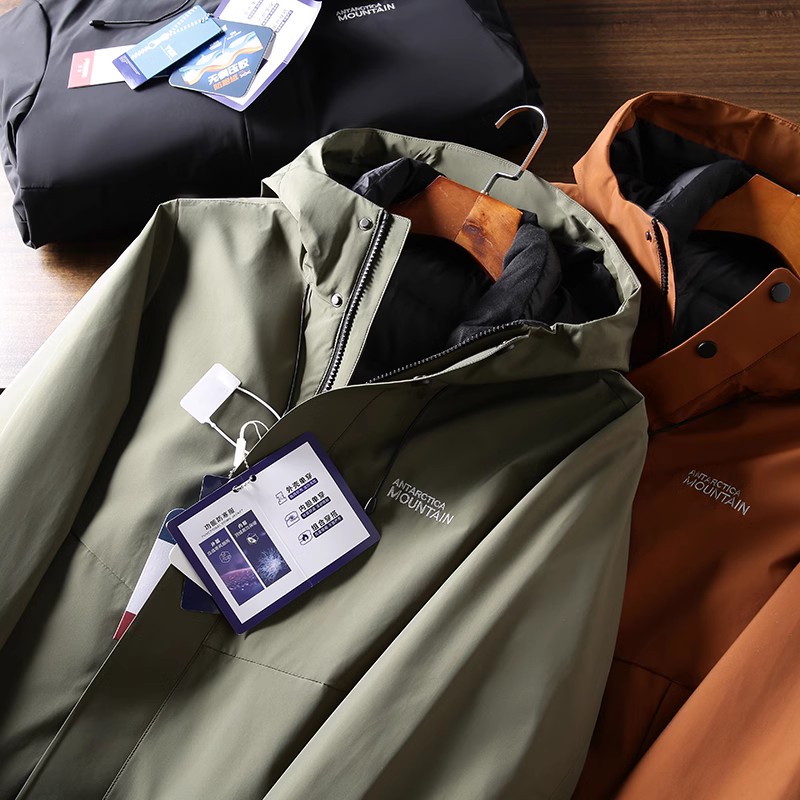 三合一户外压胶防水冲锋衣羽绒服