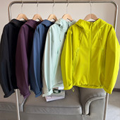 平替款 男女城市通勤户外冲锋衣外套 秋季 防风防雨 软壳全压胶