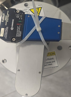 德国isel晶圆搬运机械手臂，型号IWHTA07S10F-1，原装进口