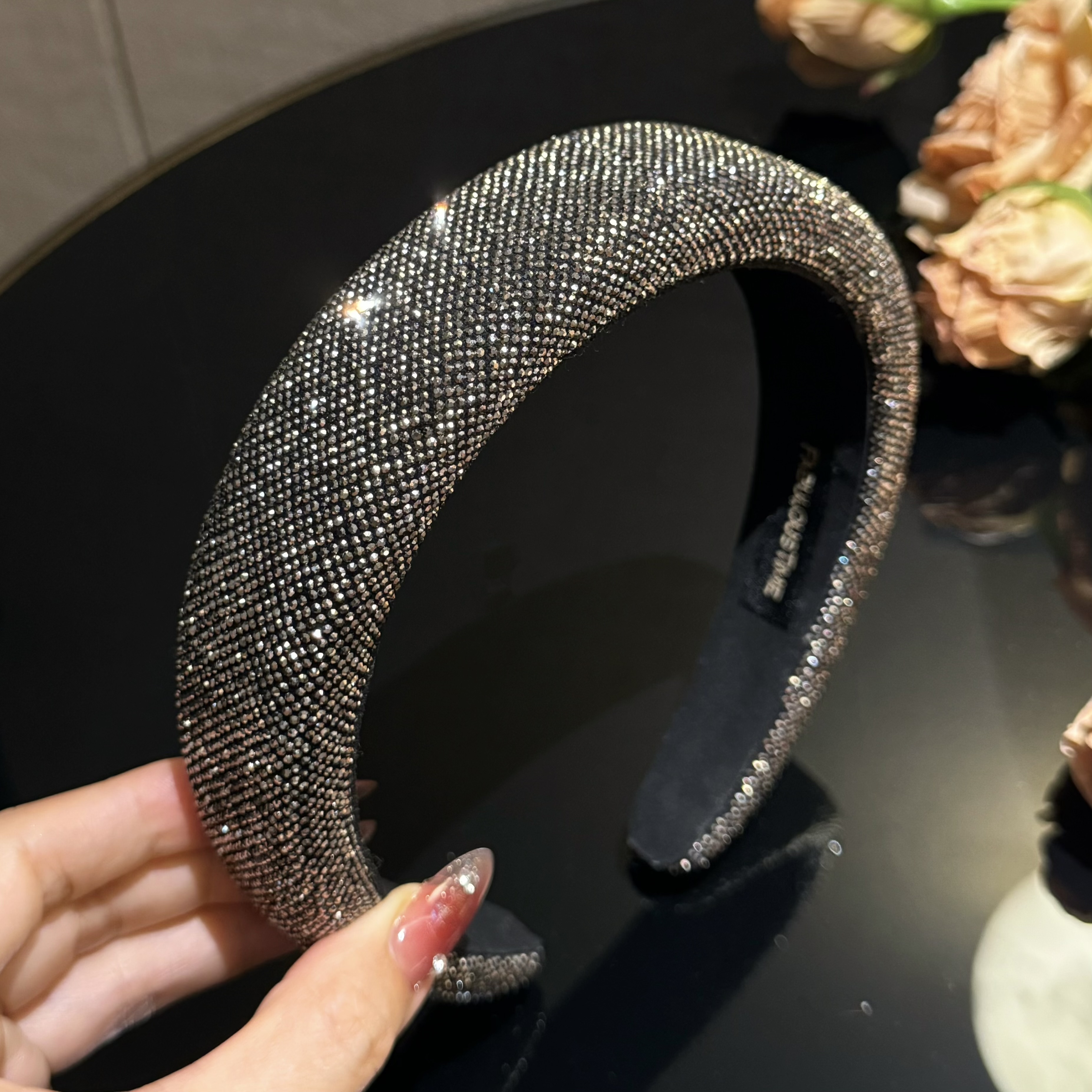 财阀千金爆闪枪色亮钻高颅顶发箍