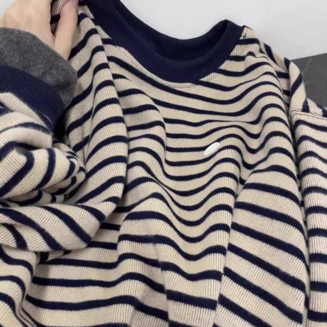 慵懒风条纹套头卫衣外套女秋冬季