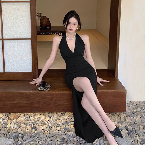 漏背开叉挂脖连衣裙女