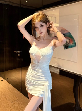 FAY【柔白褶皱】名媛轻奢夏季蕾丝细闪带胸垫吊带飘带连衣裙