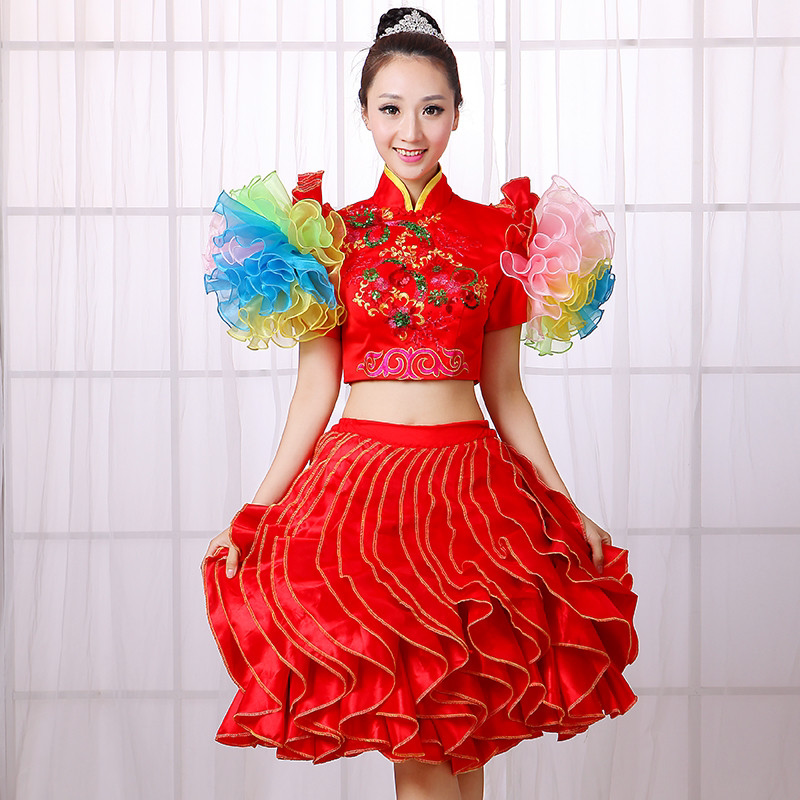 现代舞演出服2024新款包肩开场舞蓬蓬裙成人舞蹈服装广场舞短裙女