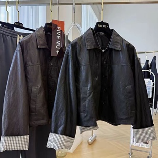 2026春季韩系宽松翻领PU皮衣女复古格子拼接袖口短款皮夹克外套