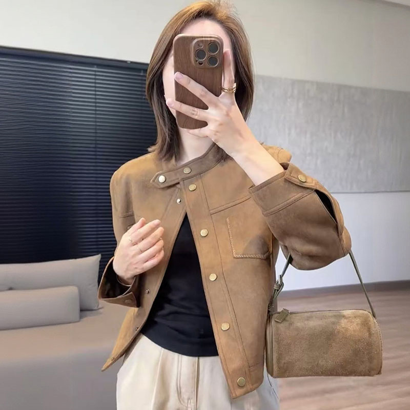 美拉德立领卡其色按扣短款外套