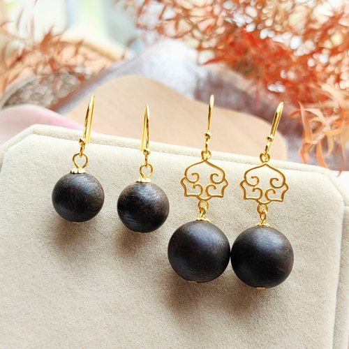 越南芽庄黑琪楠沉香耳环